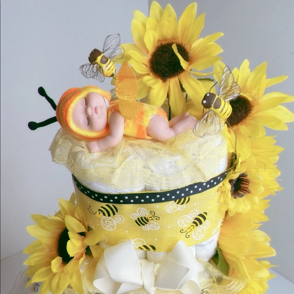 Bee Diaper Cake, Sunflower Diaper Cake